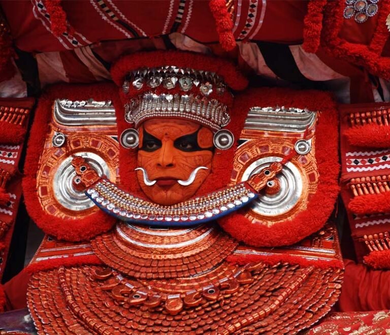 Theyyam – The Vibrant Ritual Art of North Kerala